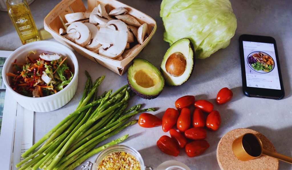 10 Power Foods to Live Longer in 2025