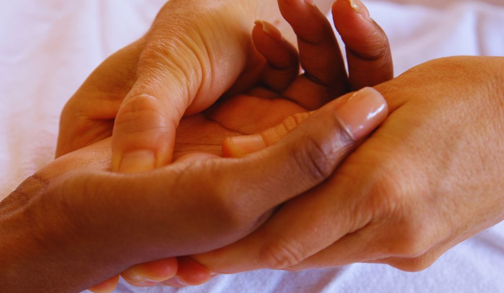 Reflexology: The Power of Touch – Unlock Natural Relief & Boost Your Well-being